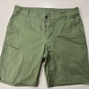 Mountain Hardware Shorts